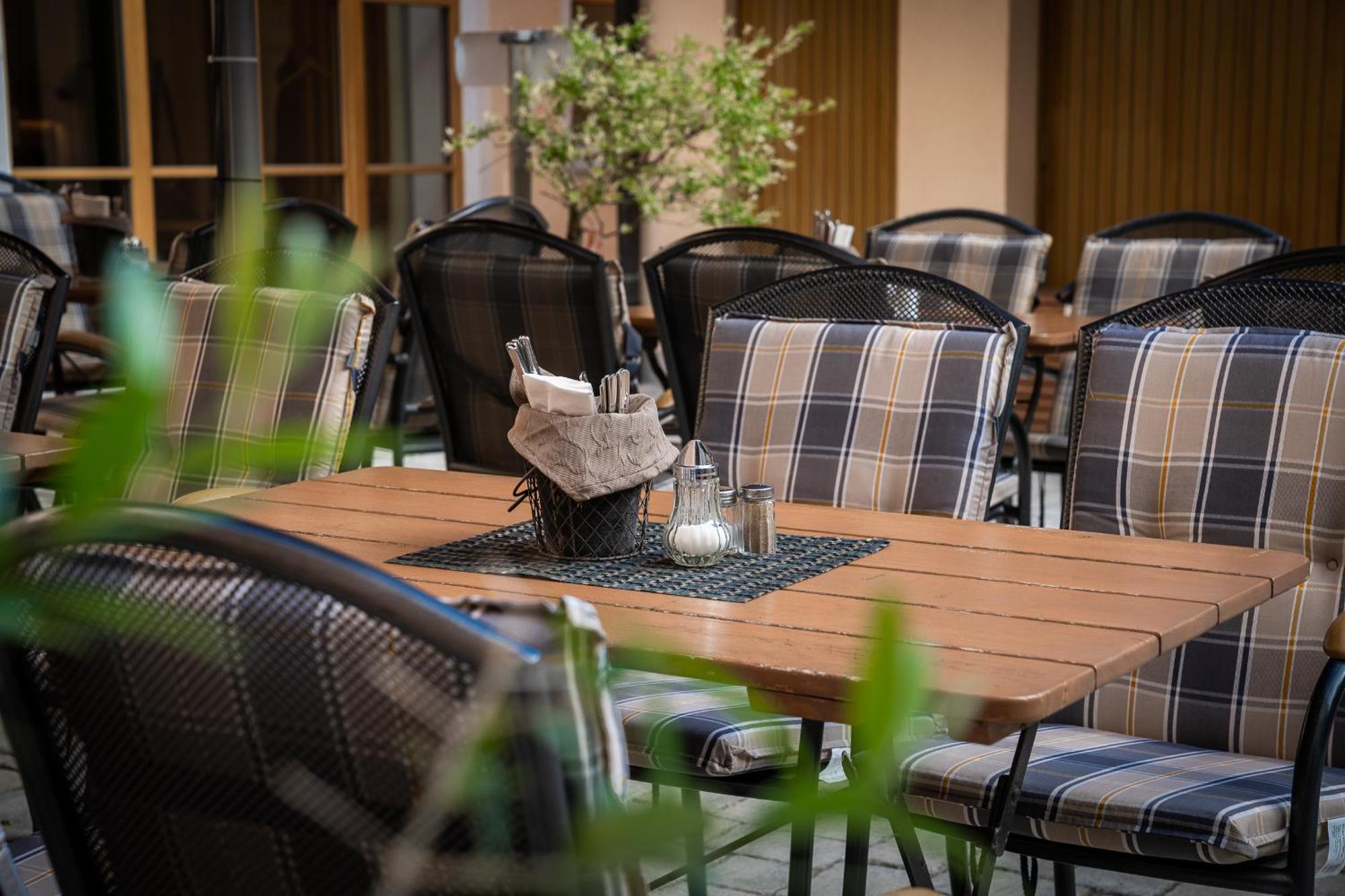 Zum Dallmayr Hotel Garni Berching Kültér fotó